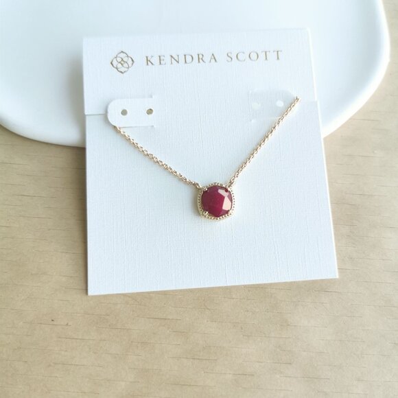 Kendra Scott Necklace | Davie | Gold Raspberry Labradorite - Picture 1 of 3